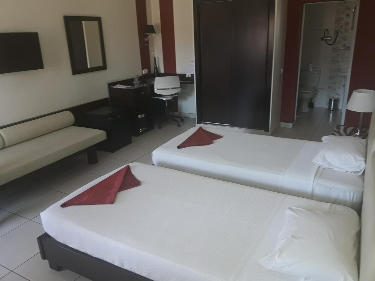 Hotel Moatize Bagian luar foto